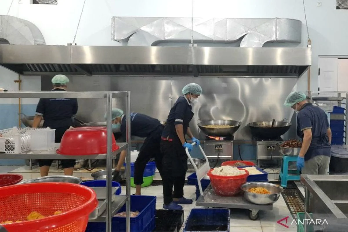 Ribuan Unit Layanan Gizi Di Indonesia Timur Ditangguhkan Akibat Masalah Sanitasi Dan Pengolahan Limbah